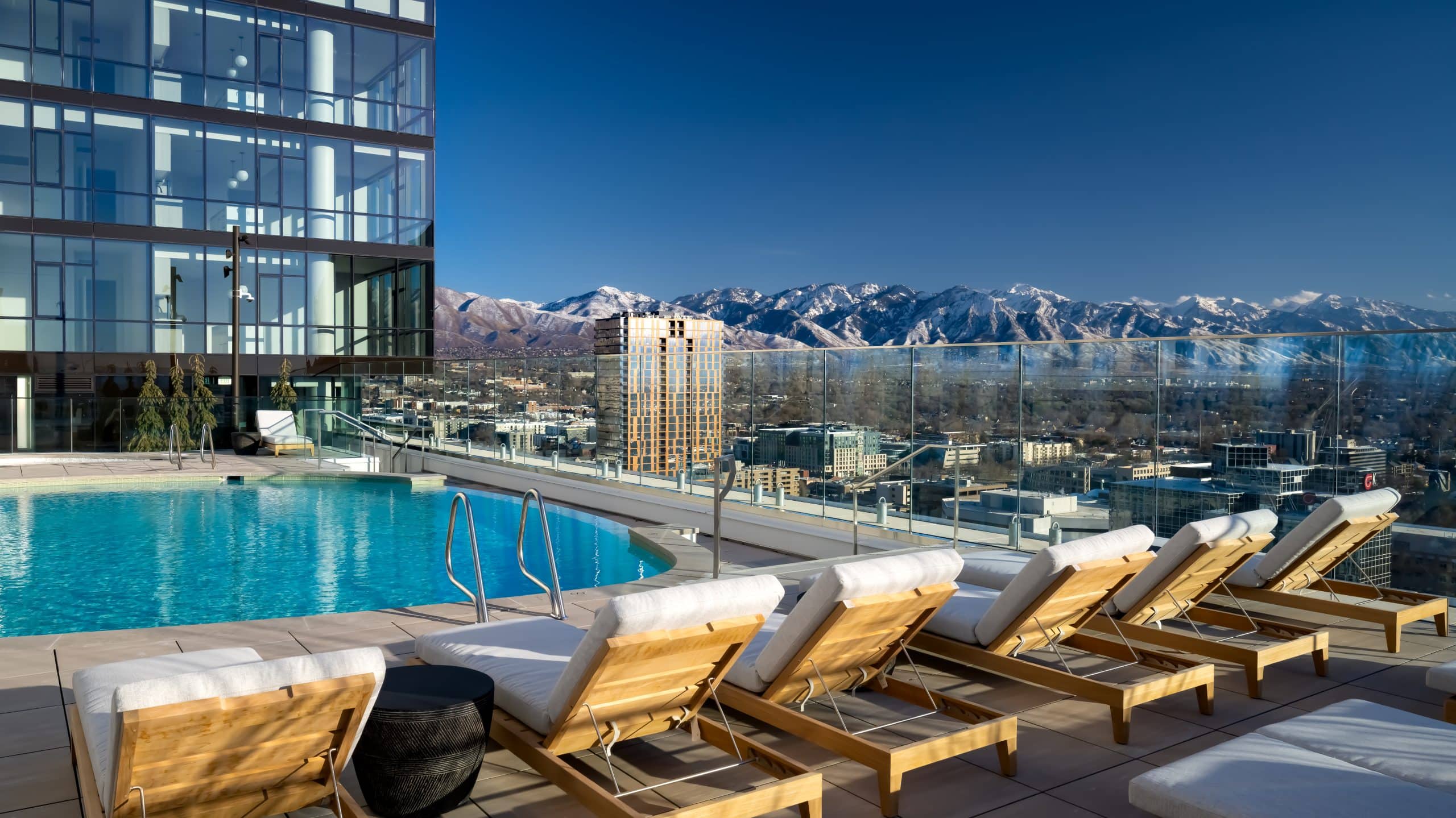 Outdoor Pool and Spa